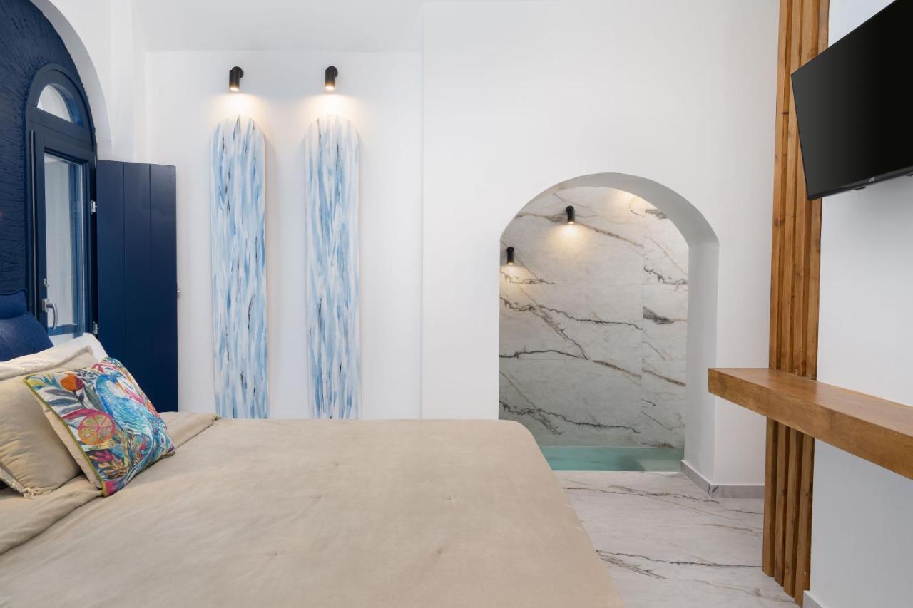 Amera Suites Fira  Bagian luar foto
