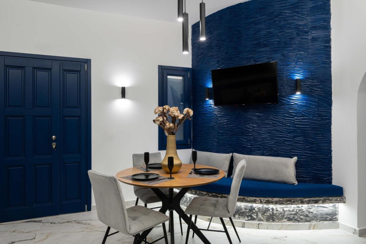 Amera Suites Fira  Bagian luar foto