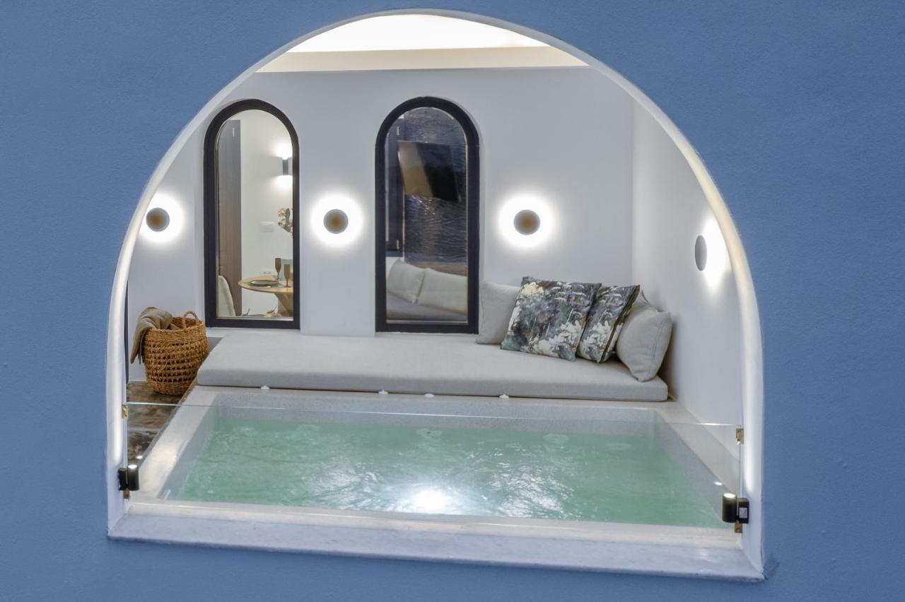 Amera Suites Fira  Bagian luar foto
