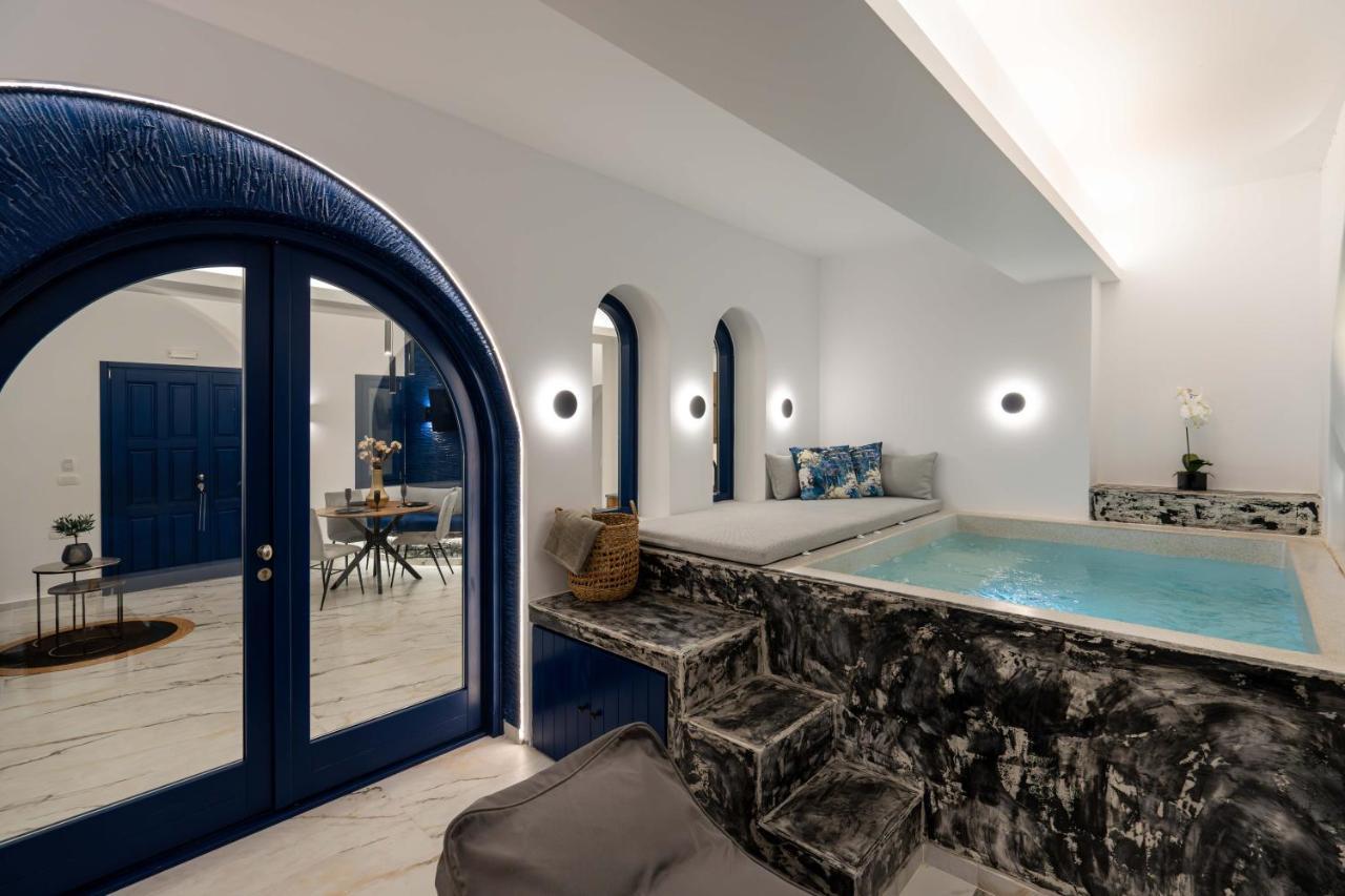 Amera Suites Fira  Bagian luar foto