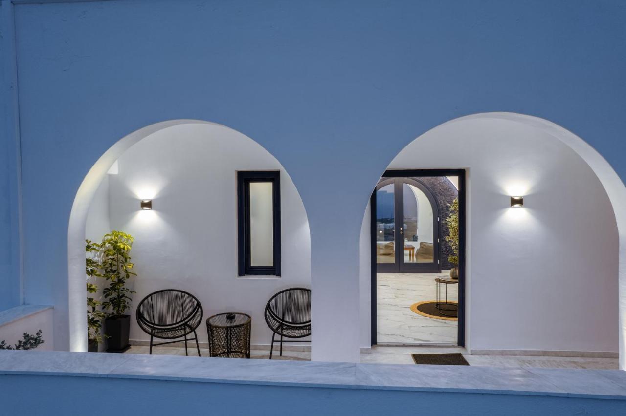Amera Suites Fira  Bagian luar foto