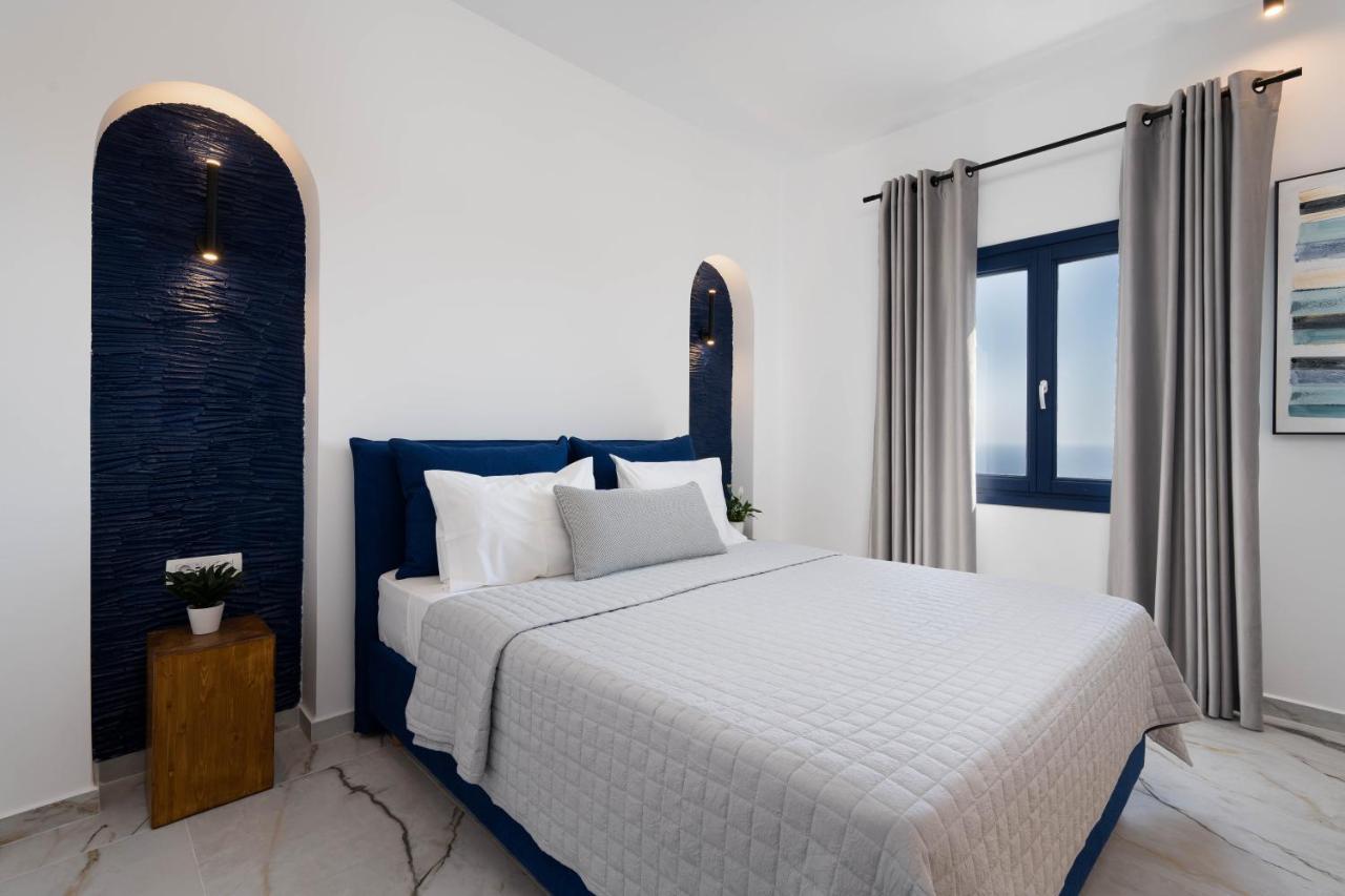 Amera Suites Fira  Bagian luar foto